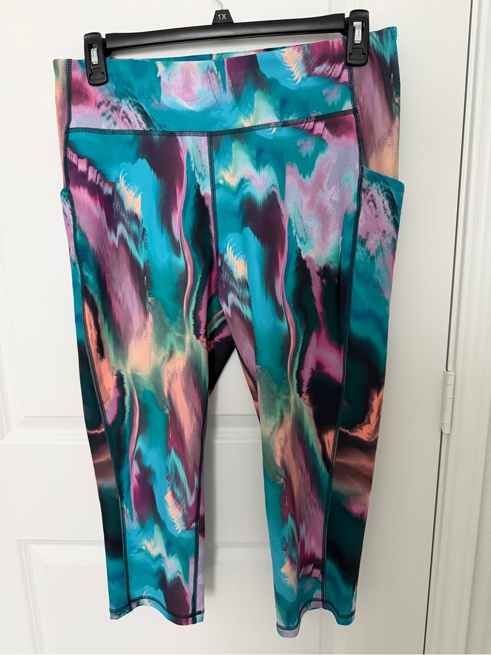 Women’s Multicolor Athletic Capri Leggings - Teal & Purple
